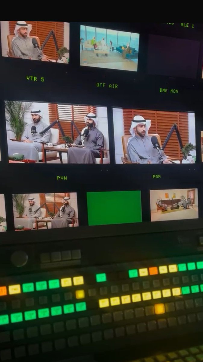 sharaf_87's tweet image. قريبًا على تلفزيون دولة الكويت 🇰🇼

بودكاست قبل العصر 🎙️

#kuniv #Kuwait #الكويت