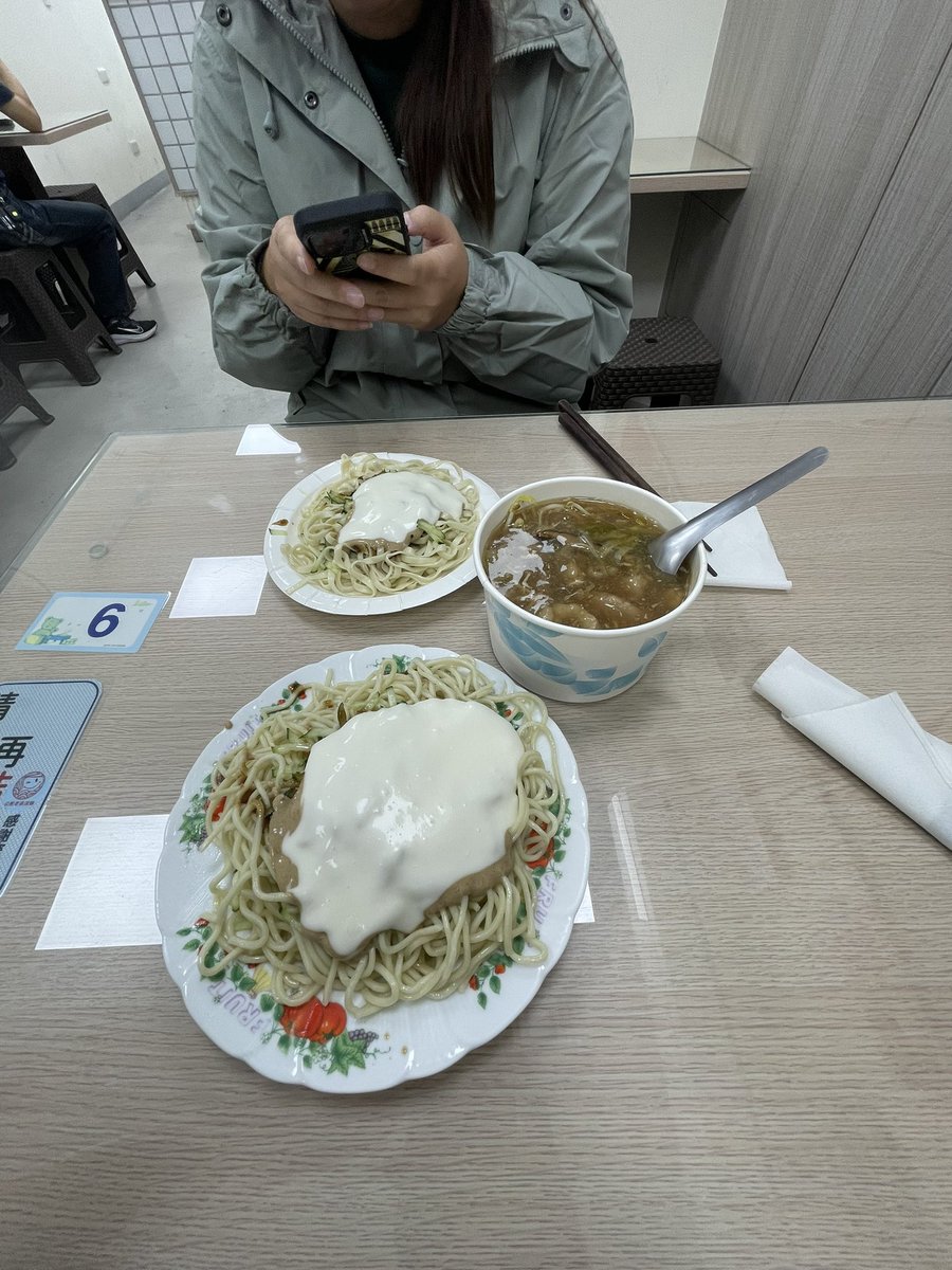 騎🛵來吃早午餐