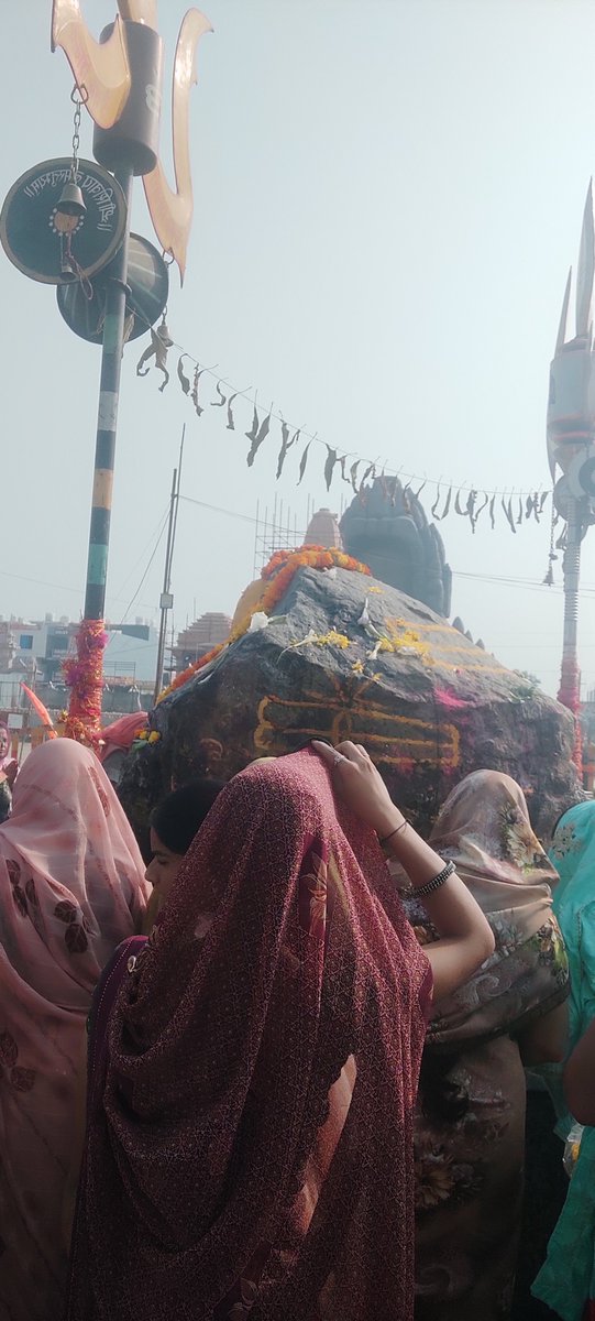 panditmishraji's tweet image. आज दिनांक 20-11-2024 बुधवार को कुबेरेश्वर धाम सीहोर के भव्य दर्शन
कुबेरेश्वर भंडारी आप सभी की मनोकामना पूरी करे
#kubereshwardhamsehore #kubereshwarmahadev #sihorewale 
#kubereshwardhamkeupay #pandit_pradeep_ji_mishra #aarti 
#Jyotirlinga #BhogAarti  #darshan