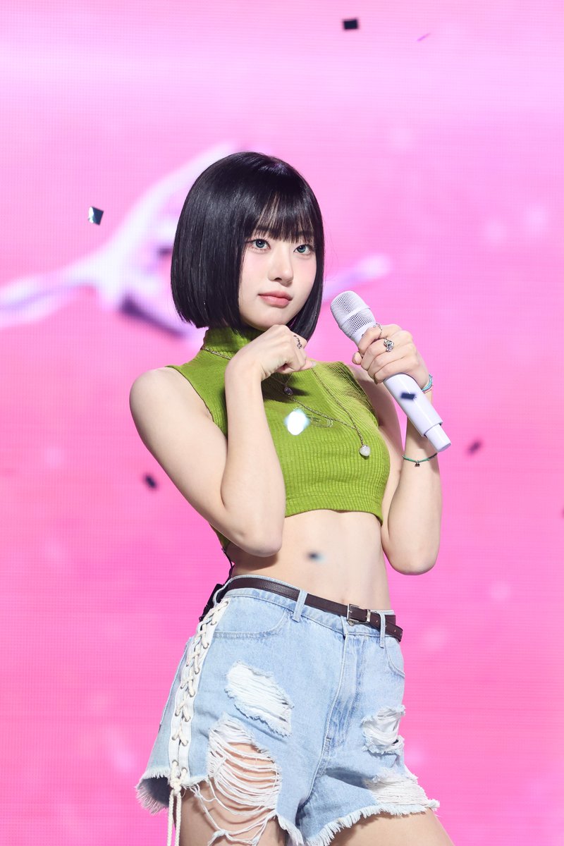 mbcplusm's tweet image. [쇼챔피언 현장포토]
▪︎Billlie - 기억사탕▪︎

싱그르 달콤한 표정이 번져🍬
📷naver.me/5Gp8RlQO

_
#쇼챔피언 #쇼챔 #ShowChampion
#Billlie #빌리
#Of_All_We_Have_Lost
#기억사탕 #Billlie_기억사탕
#하람 #하루나 #문수아 #션 #시윤 #수현 #츠키
@Billlieofficial