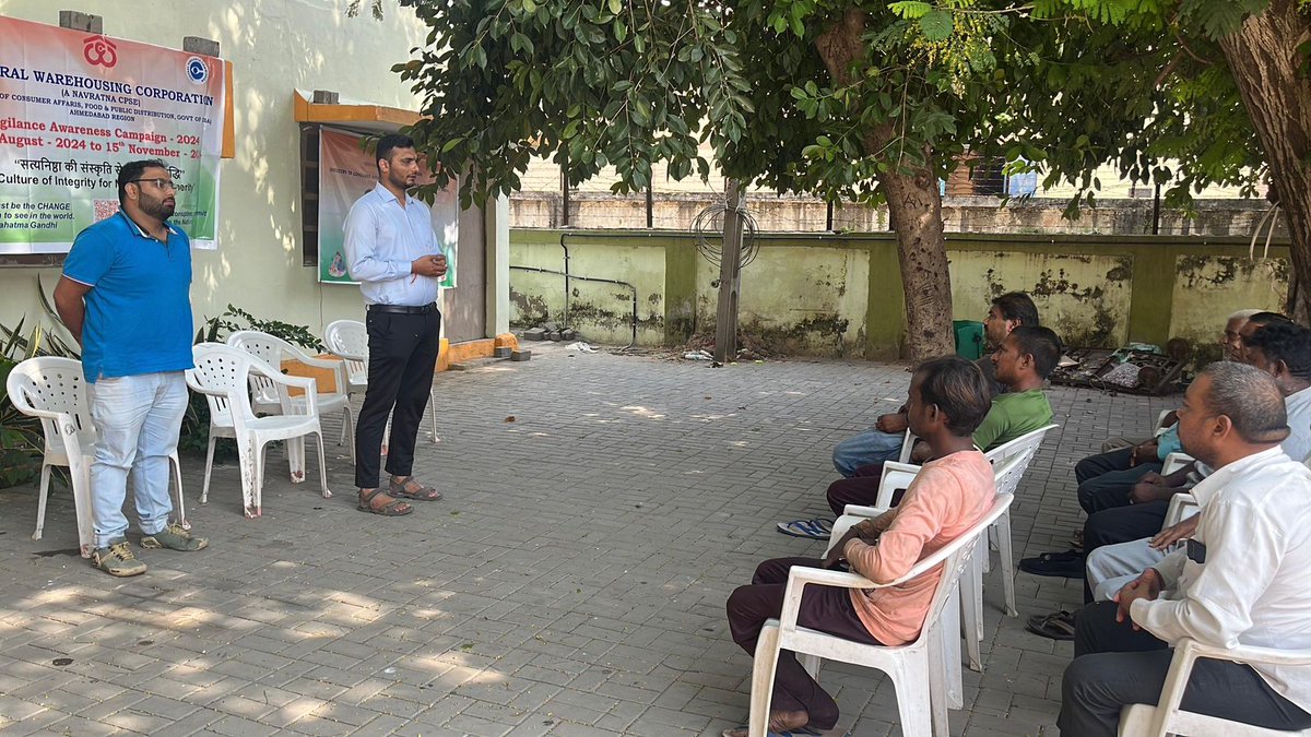 CWC_RO_Gujarat's tweet photo. A Gram Sabha was held on 29.10.2024 at CW Karachia in the presence of the Local Gram Panchayat Members for awareness under the Vigilance Awareness Week 2024.
#CWC #vigilanceawarenessweek https://t.co/3FMq8fVfVF