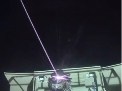 Luciferedragon's tweet image. In 1997, the novel of fallen angels I wrote in which I described the Angel of Destruction, Izrael(Israel), as "covered in a gray robe(灰色のローブ), with only his eerie gaze(不気味な眼光) shining sharply(鋭く輝いていた)." In other words, the gray robe is the Iron Dome, and the…