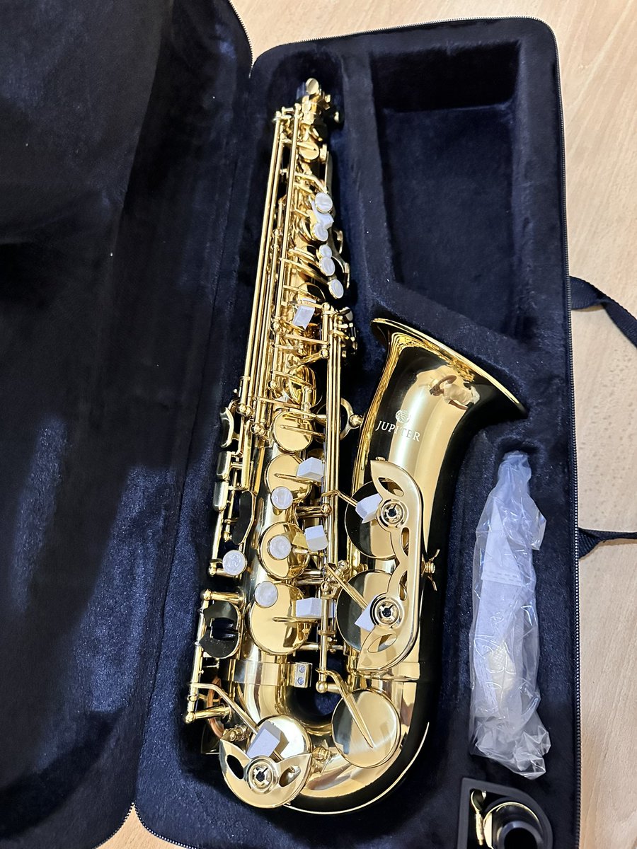 elitemusical_'s tweet photo. Saxophone Tanzania Shop https://t.co/oyY5wBocz4