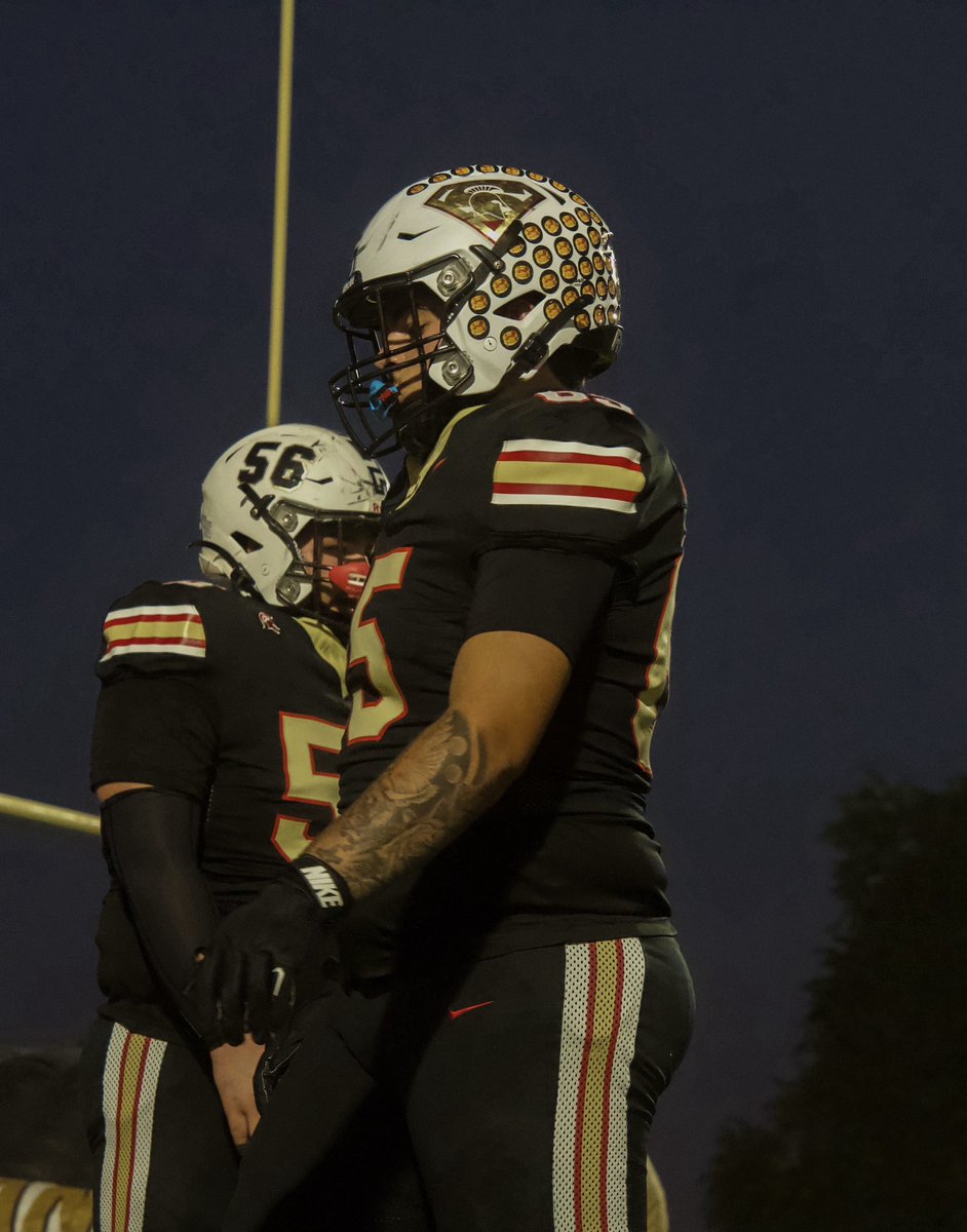 Ceazer Duarte (@duarteceazer) on Twitter photo Blessed to receive 1st team all region offensive linemen for the desert sky region #agtg ✝️
<a href="/CoachJonRoberts/">Coach Jon Roberts</a> <a href="/Coach_DRam/">Daniel Ramirez</a> @coachjohnj50 <a href="/VGHSFootball/">Vista Grande Football</a> <a href="/CodyTCameron/">Cody Cameron</a> <a href="/AZHSFB/">ArizonaVarsity.com 🔥PREPS🔥</a> <a href="/gridironarizona/">Gridiron Arizona</a> <a href="/azc_obert/">Richard Obert</a> Blessed to receive 1st team all region offensive linemen for the desert sky region #agtg ✝️
<a href="/CoachJonRoberts/">Coach Jon Roberts</a> <a href="/Coach_DRam/">Daniel Ramirez</a> @coachjohnj50 <a href="/VGHSFootball/">Vista Grande Football</a> <a href="/CodyTCameron/">Cody Cameron</a> <a href="/AZHSFB/">ArizonaVarsity.com 🔥PREPS🔥</a> <a href="/gridironarizona/">Gridiron Arizona</a> <a href="/azc_obert/">Richard Obert</a>