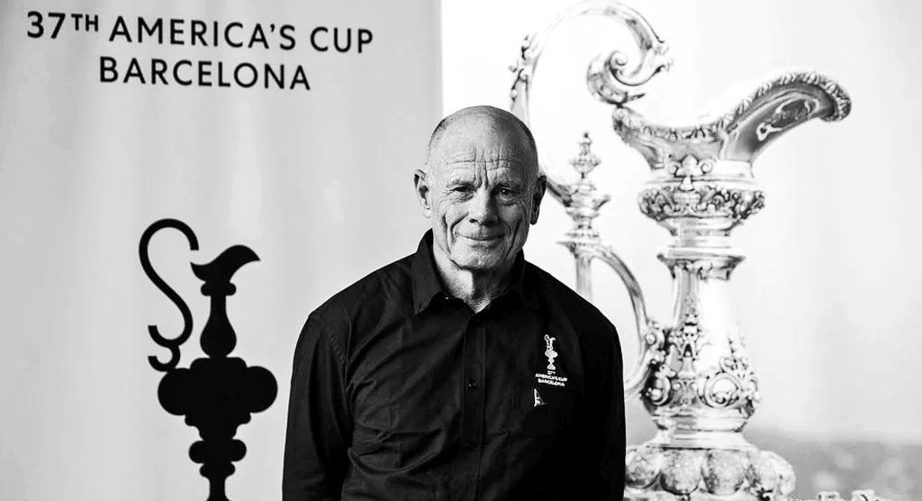 ‼️ Avui la Comissió de Presidència de @bcnajutament vota atorgar el Títol Honorífic d'Amic de Barcelona a Grant Dalton, ric empresari novazelandès, màxim dirigent de la Copa Amèrica. Un home que ha estafat literalment la ciutat i les arques públiques.

Fil 🧵