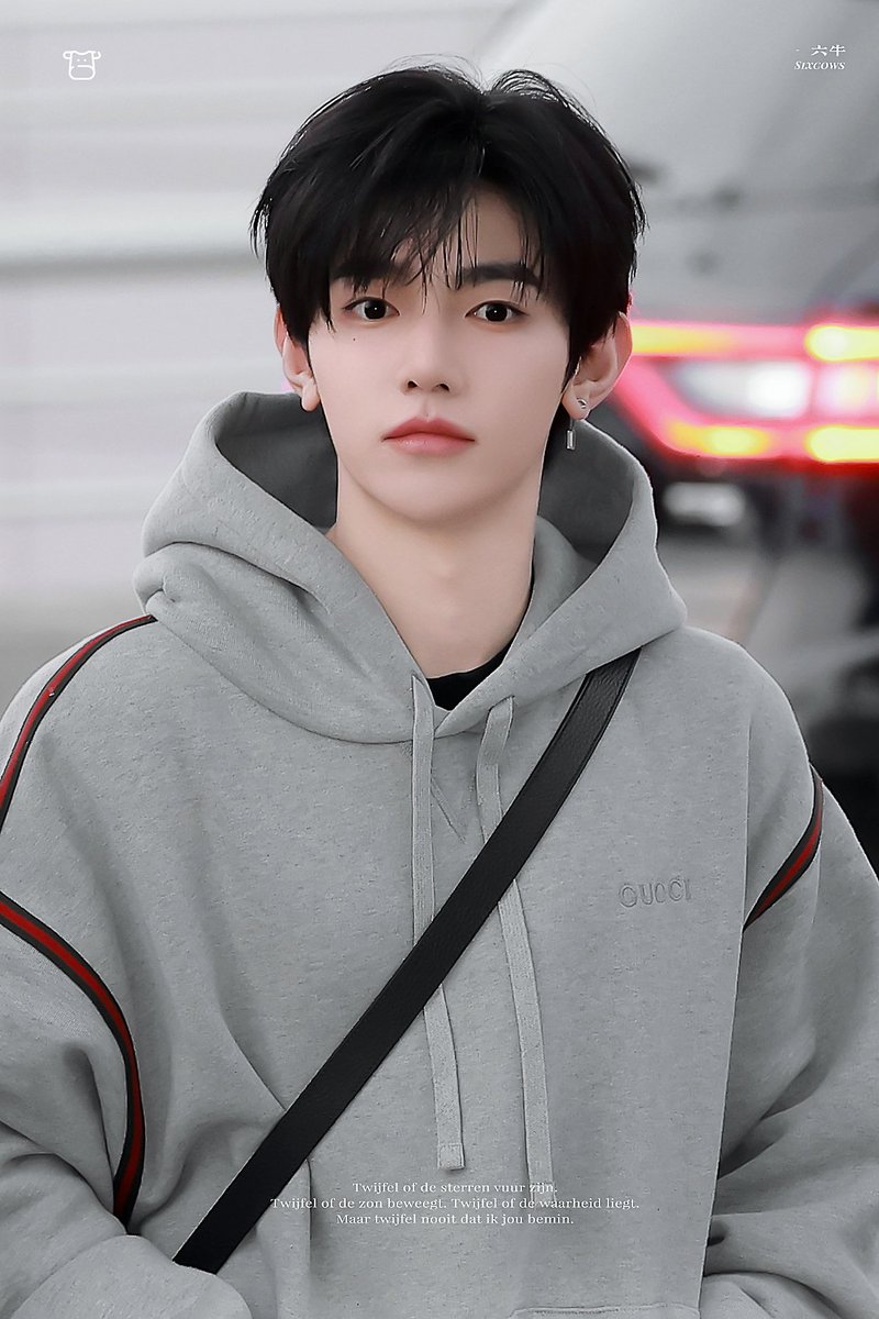 Sixcows0725's tweet photo. 241120 ICN🛫 HQ
#장하오 #章昊 #ZHANGHAO #ZEROBASEONE #제로베이스원 #ジャンハオ https://t.co/2ESTAlIwDe