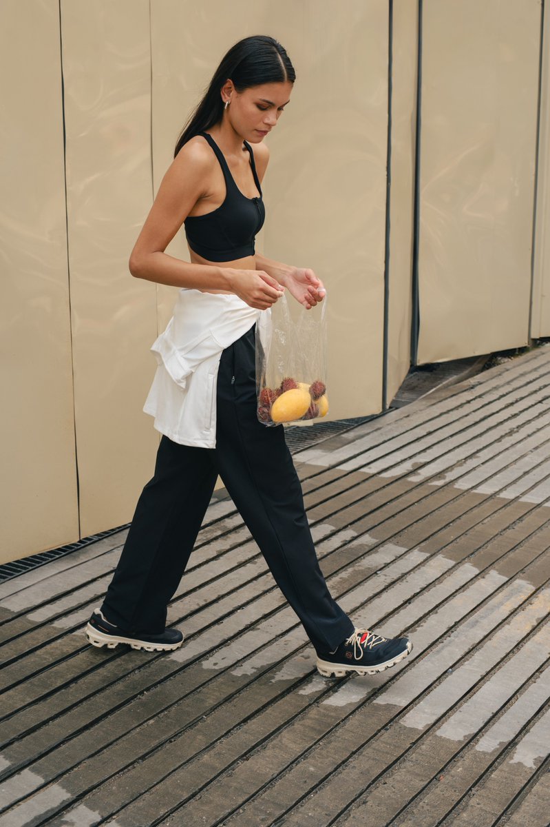 EXECUTIVE tweet media