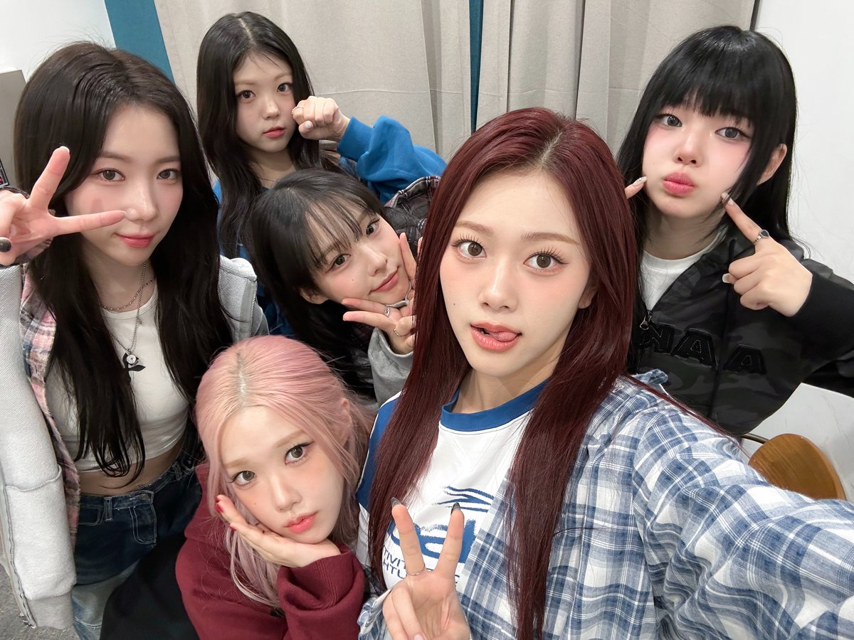 [📸]

클리키와 실시간 라이브로 함께해 즐거웠던 
K-POP STAR SHOWCASE💞

#CLASSy #클라씨
#Psycho_and_Beautiful
#LOVE_XX