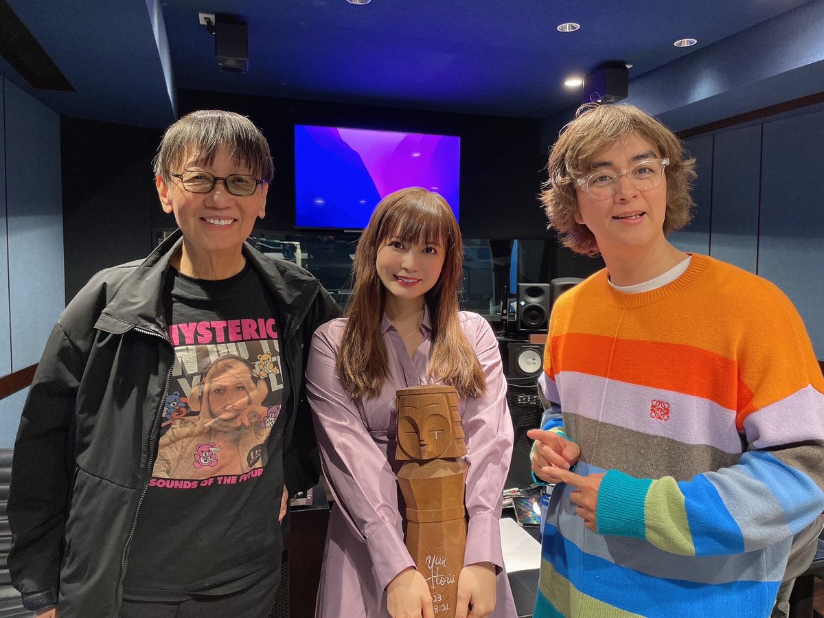 shoko55mmts's tweet photo. ✨拡散希望✨

本日発売日
機動戦士ガンダム　銀灰の幻影主題歌
ACROSS THE WORLD
なんとトリプルタイアップ！
オホーツクに消ゆ主題歌
流氷に消ゆキラリは
ドラクエの神様　堀井雄二さん人生初作詞！ヒャダインさん作曲の名曲！
一生大切に歌います！ぜひ聴いてね♪

https://t.co/GLQe93pxGN https://t.co/qC1bKM1aZF