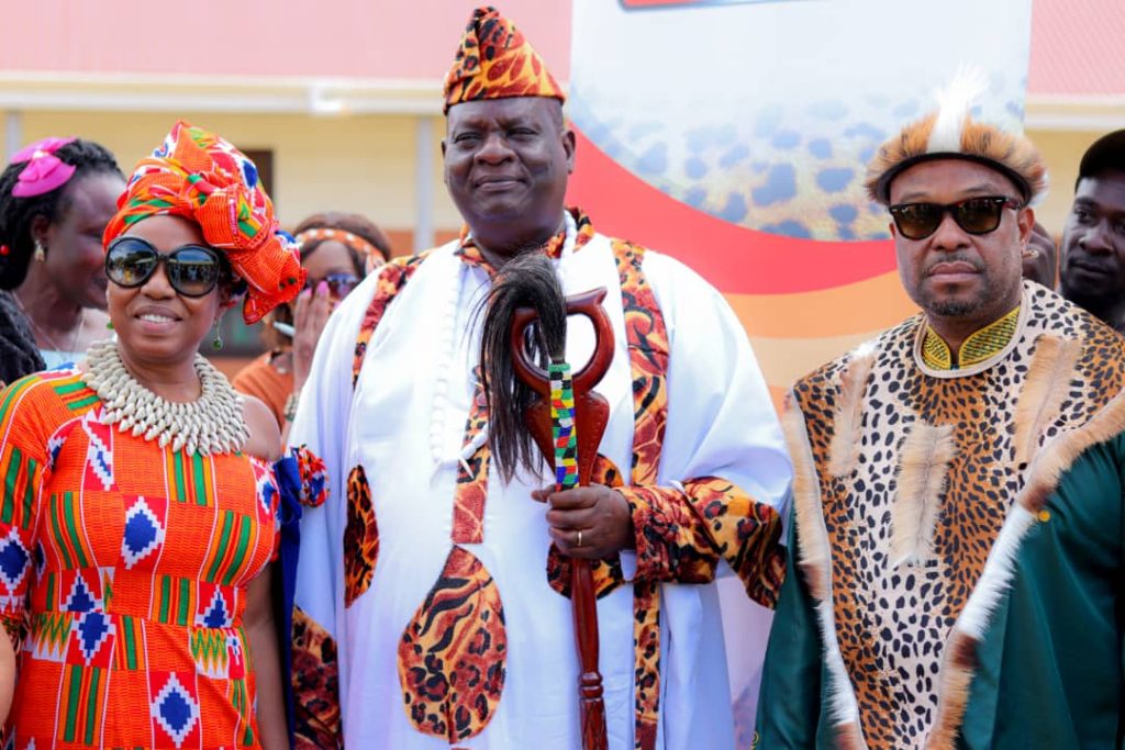 EtoilAKaramoja's tweet photo. Cultural Leaders Upbeat About The Ateker Reunion Festival https://t.co/TQ61AXudrf
@Mglsd_UG, @BettyAmongiMP, @jessica_alupo,@AnitahAmong, @Mukulaa https://t.co/k4FKZqc64p