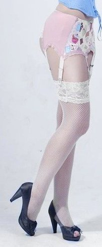 missprunella's tweet photo. Les #bas du jour sont des résilles blancs, avec large et jolie dentelle.

#nylon #nylonfetısh #stockings #legs #heels
© credit reserved to the author https://t.co/NCJnMCtqzp