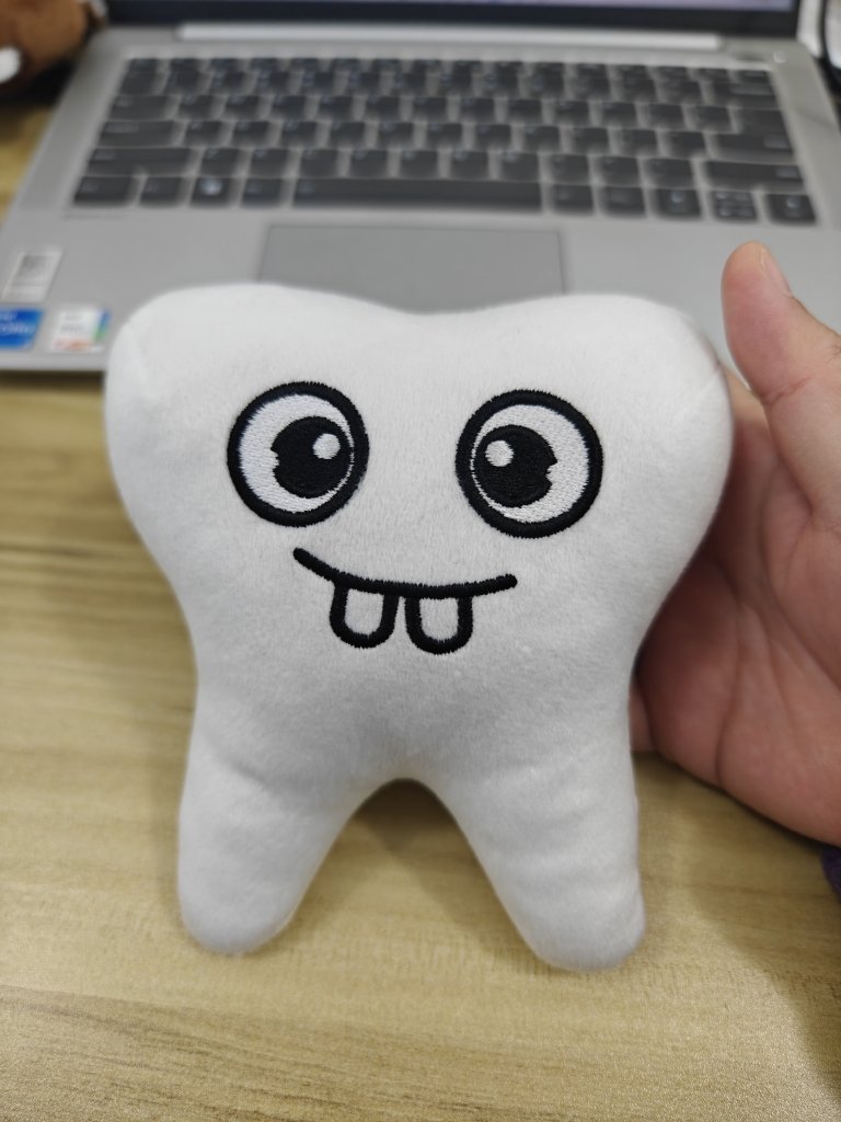 nfteeth_art's tweet image. Gm🦷

BULL POST #2

The U.S. childrens Dental industry is a multi-billion $ a year behemoth that is only growing 📈

There are over 150k dental clinics in the U.S. 🪥

@chompies_nft looks to be a stand-alone brand &amp;amp; eventually in EVERY dental office/home💯

Plushie + Box samples*