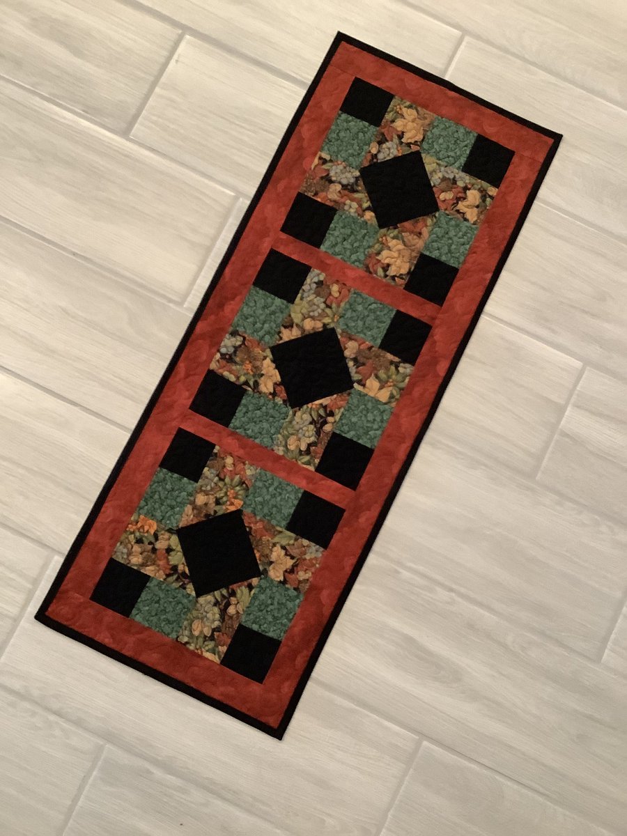 RiofrioJan's tweet photo. Just finished this quilted table runner.  Listed in my Etsy shop https://t.co/3eLCtCMN5s
#quiltedtablerunner #quilt https://t.co/jUCTA3PAdq