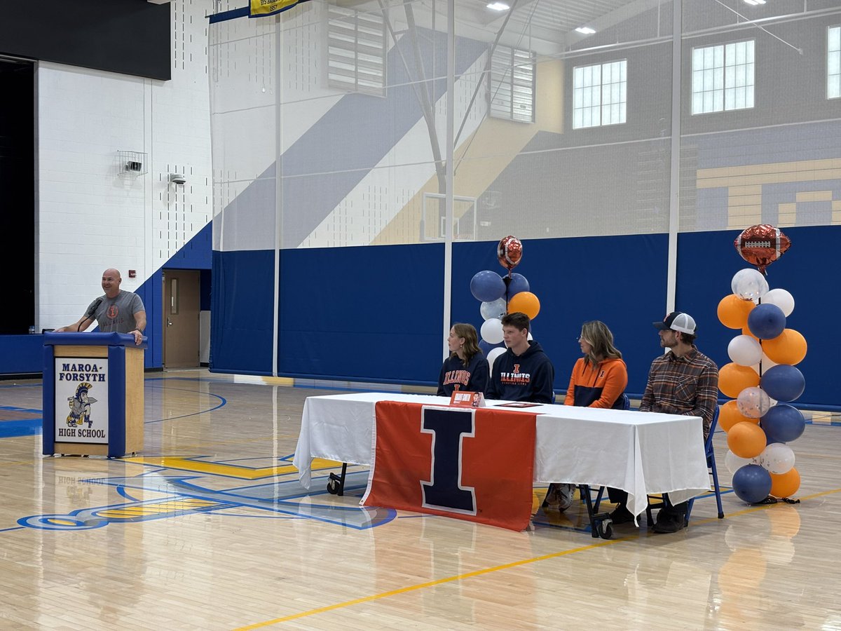 Glenn Kinley (@glenn_kinley) on Twitter photo Making it official ✍️
Maroa-Forsyth’s Grant Smith is signing with Illinois football today after more than 1,600 career receiving yards with the Trojans- and 18 touchdowns as a senior.
Hear from the 3-star TE tonight on WCIA.
<a href="/MaroaForsythHS/">Maroa-Forsyth HS</a> <a href="/smty8442/">Grant Smith</a> Making it official ✍️
Maroa-Forsyth’s Grant Smith is signing with Illinois football today after more than 1,600 career receiving yards with the Trojans- and 18 touchdowns as a senior.
Hear from the 3-star TE tonight on WCIA.
<a href="/MaroaForsythHS/">Maroa-Forsyth HS</a> <a href="/smty8442/">Grant Smith</a>