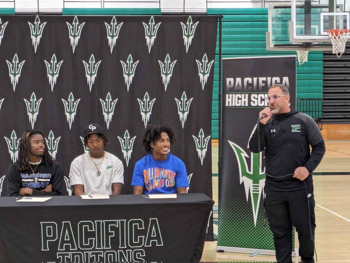 Lorenzo J. Reyna (@lj_reyna) on Twitter photo The Tritons are sending three to the next level: <a href="/JesseJtTaylor/">Jesse (Jt) Taylor Jr</a> (San Jose State), <a href="/Saviontaylor11/">Savion Taylor</a> (Cal Poly) and <a href="/IsaiahDillon16/">Isaiah Dillon</a> (Fresno State).
The list of FBS/FCS talent from <a href="/mikemoon42/">Coach Moon</a> continues to grow 🔥 The Tritons are sending three to the next level: <a href="/JesseJtTaylor/">Jesse (Jt) Taylor Jr</a> (San Jose State), <a href="/Saviontaylor11/">Savion Taylor</a> (Cal Poly) and <a href="/IsaiahDillon16/">Isaiah Dillon</a> (Fresno State).
The list of FBS/FCS talent from <a href="/mikemoon42/">Coach Moon</a> continues to grow 🔥