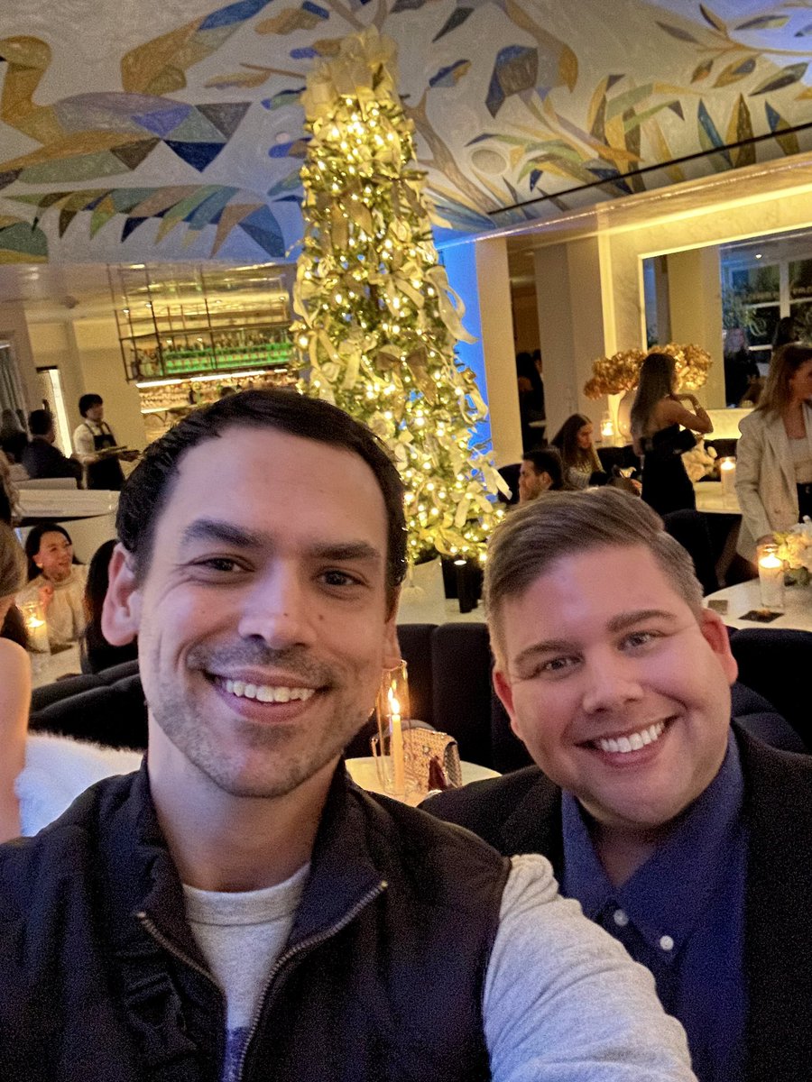 JeremyDozier's tweet photo. Starting the Holiday Season off right with the Guess Holiday party 🎄#TisTheSeason https://t.co/h4CVxtLbhl