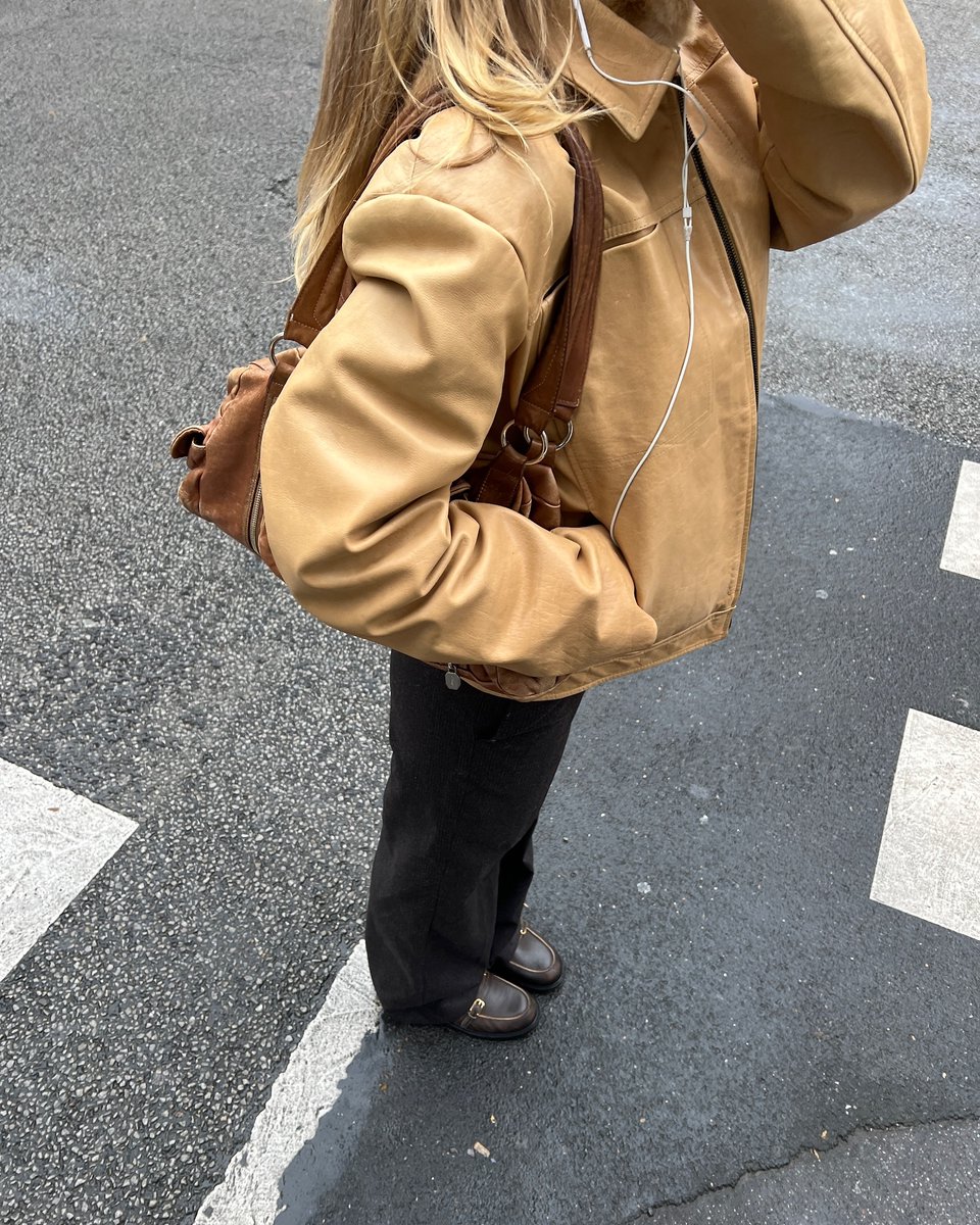 JennyJennylina1's tweet image. Relax with a cup of coffee #Coffee #relaxsehat