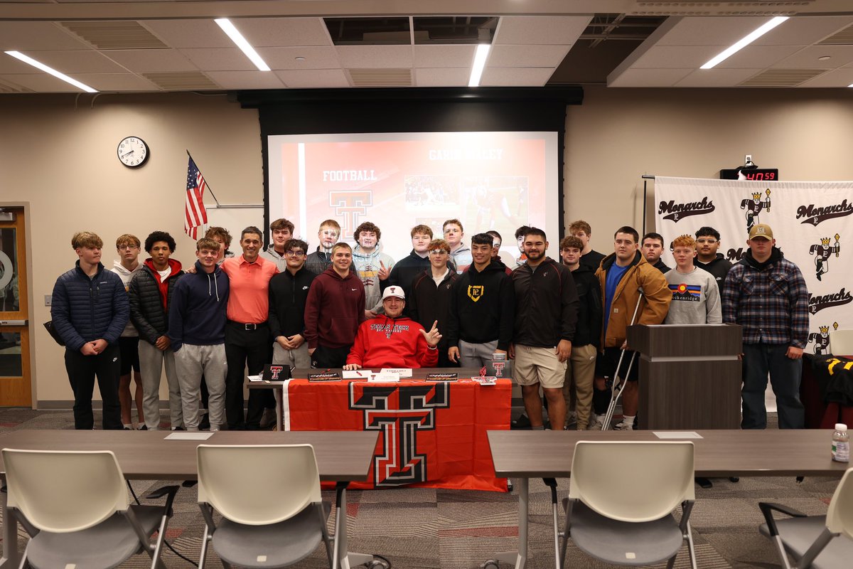 Officially a RED RAIDER‼️❤️🖤🌵✍️
#GunsUp