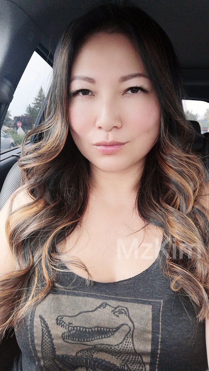 MzKimAP's tweet photo. Hair fetish is a real thing 👑 https://t.co/WYmJyHlYsy
