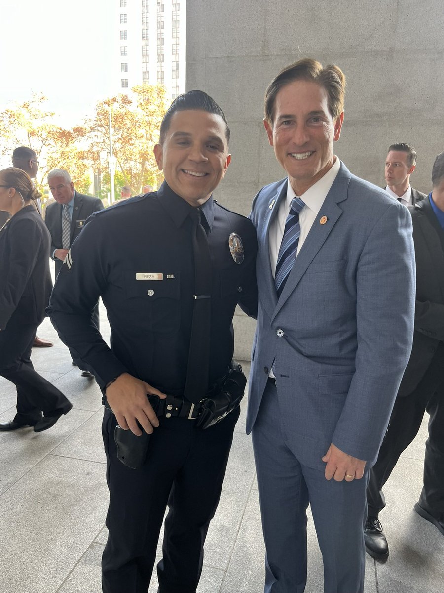 Chris Reza tweet media