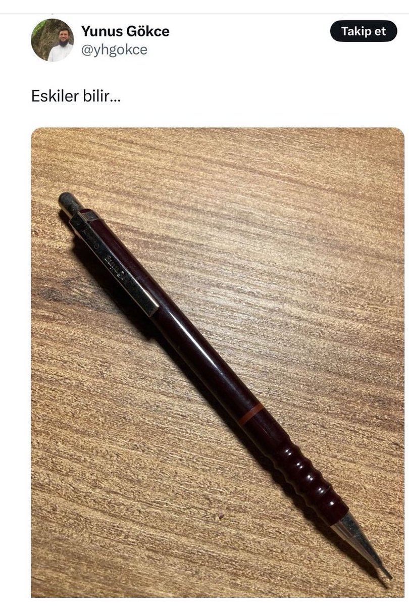 SarpFY's tweet photo. Bu kalemi kullananların yarısı cezaevinde, yarısı yırt dışında. https://t.co/inDEKNi4gN