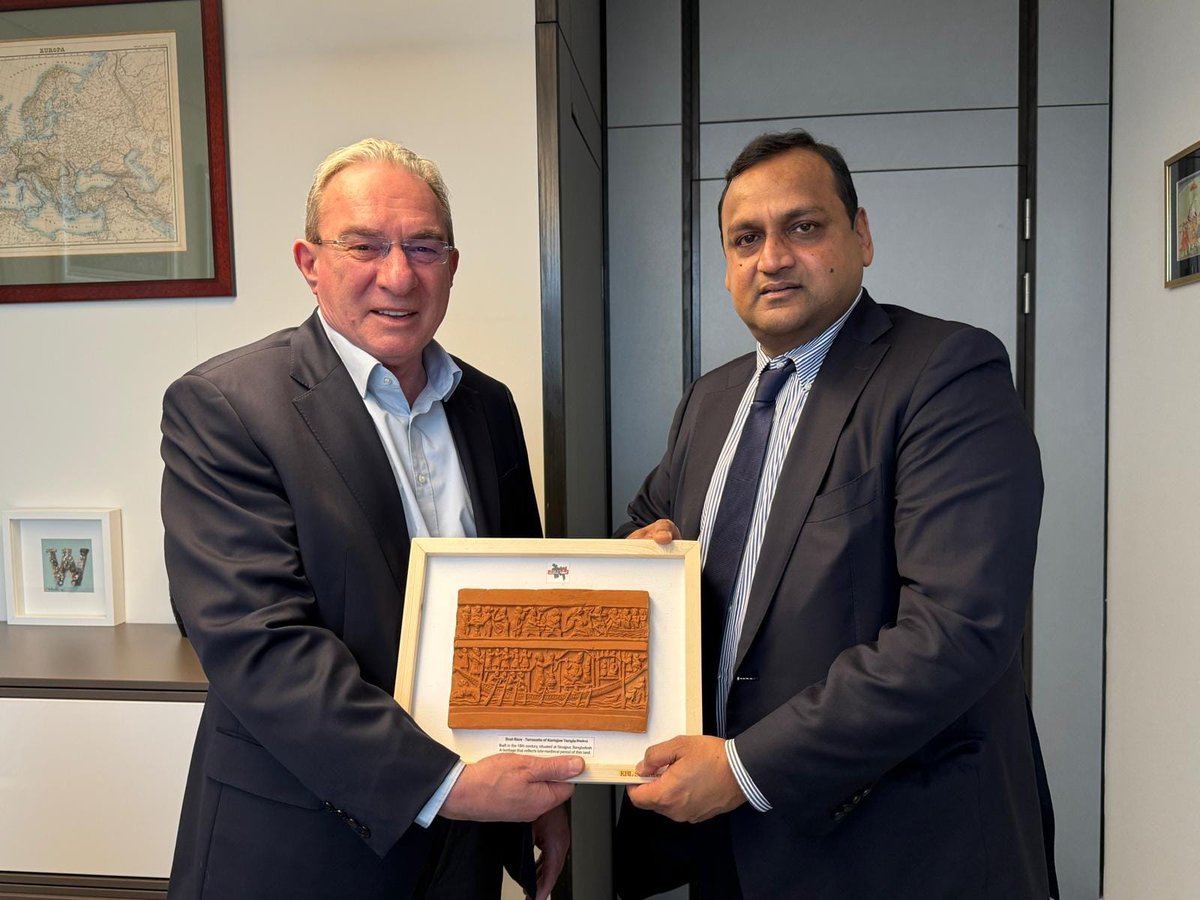 Ambassador Mahbub Hassan Saleh paid a farewell call on H.E. Iuliu WINKLER, Hon'ble Vice-Chair, Committee on International Trade (INTA), European Parliament, on 04 December 2024.