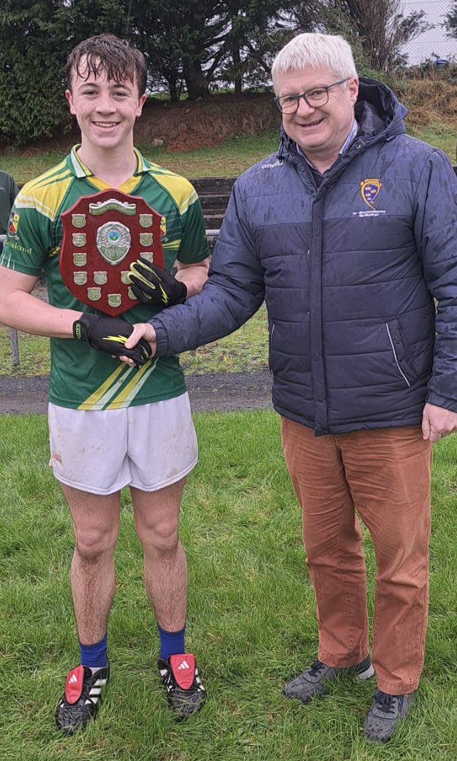 St. Patrick's S.S. (@ststpatricksss) on Twitter photo 🟢🟠Brendan O’ Shea Shield Final 🟢🟠
Congratulations to our U15 footballers who put in an excellent team performance this afternoon to overcome Tarbert Comprehensive School following a hard fought encounter to capture the Brendan O’ Shea Shield. 🟢🟠Brendan O’ Shea Shield Final 🟢🟠
Congratulations to our U15 footballers who put in an excellent team performance this afternoon to overcome Tarbert Comprehensive School following a hard fought encounter to capture the Brendan O’ Shea Shield.