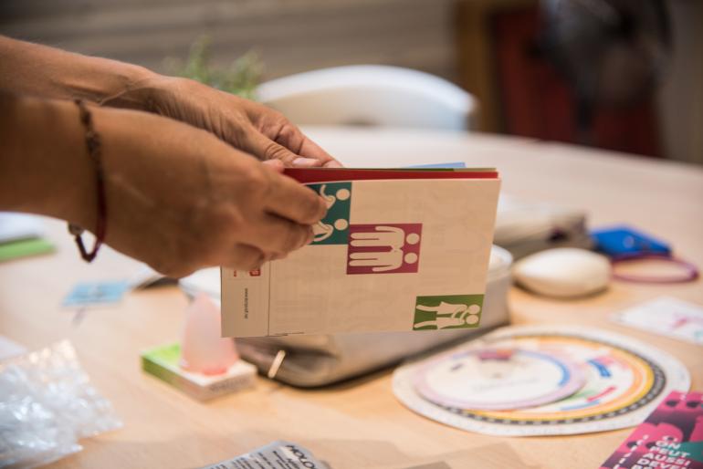 #TRIBUNE 📃｜Droit à la santé des femmes précaires : « L’AME n’est pas seulement un sujet de santé ou de migration, c’est aussi un sujet d’égalité femmes-hommes »

👉 planning-familial.org/fr/le-planning…

🔗 #DroitsdesFemmes #AME #Egalité #Santé