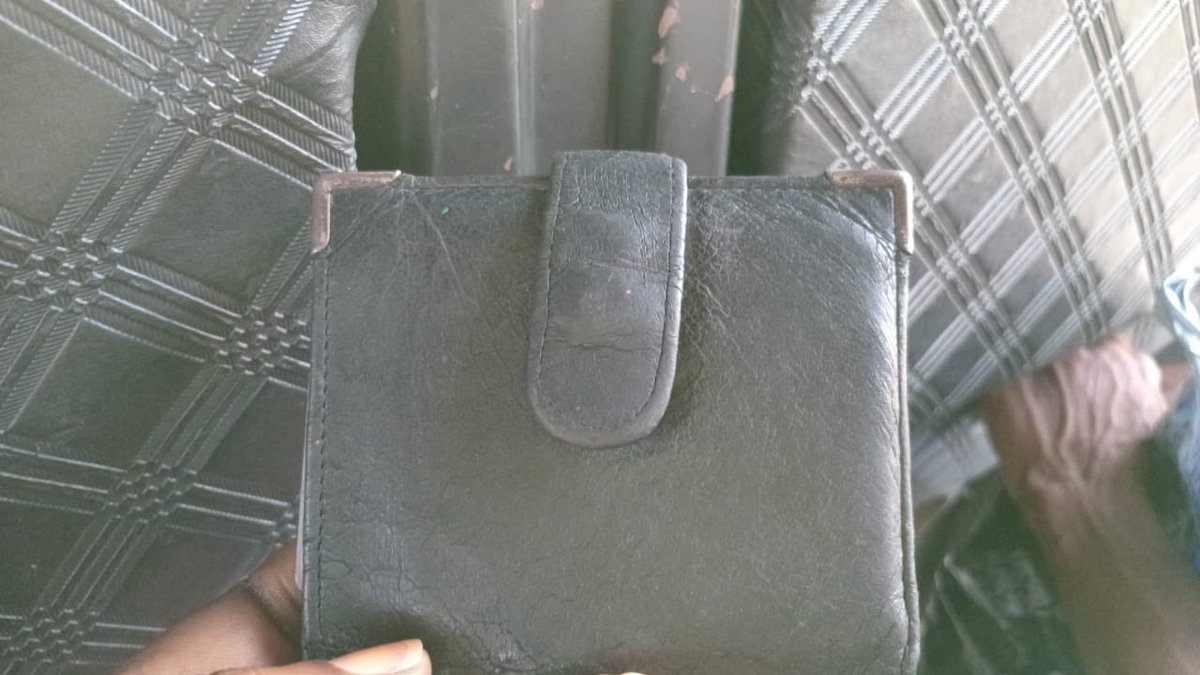 hbtvghana's tweet photo. This guy by name, DWOMOH PIUS NANA has left his wallet which contains his ghana card ,voter’s ID n many more in a trotro ,,he got down at 37 military hospital bus stop… Kindly message HOMEBASE TV if you know his whereabouts for collection 

#homebasetv #homebasetvgh https://t.co/K8PagfvffM