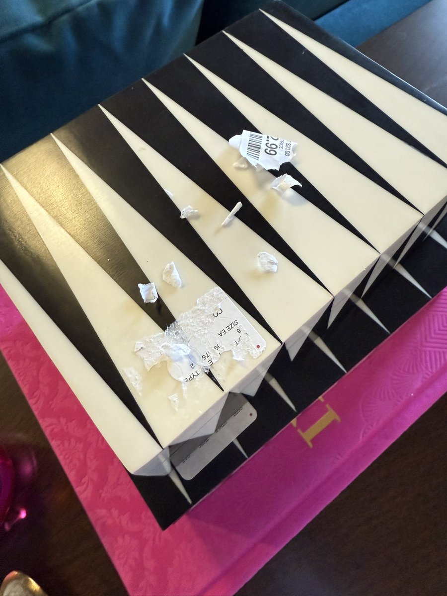 Megan McGraw tweet media