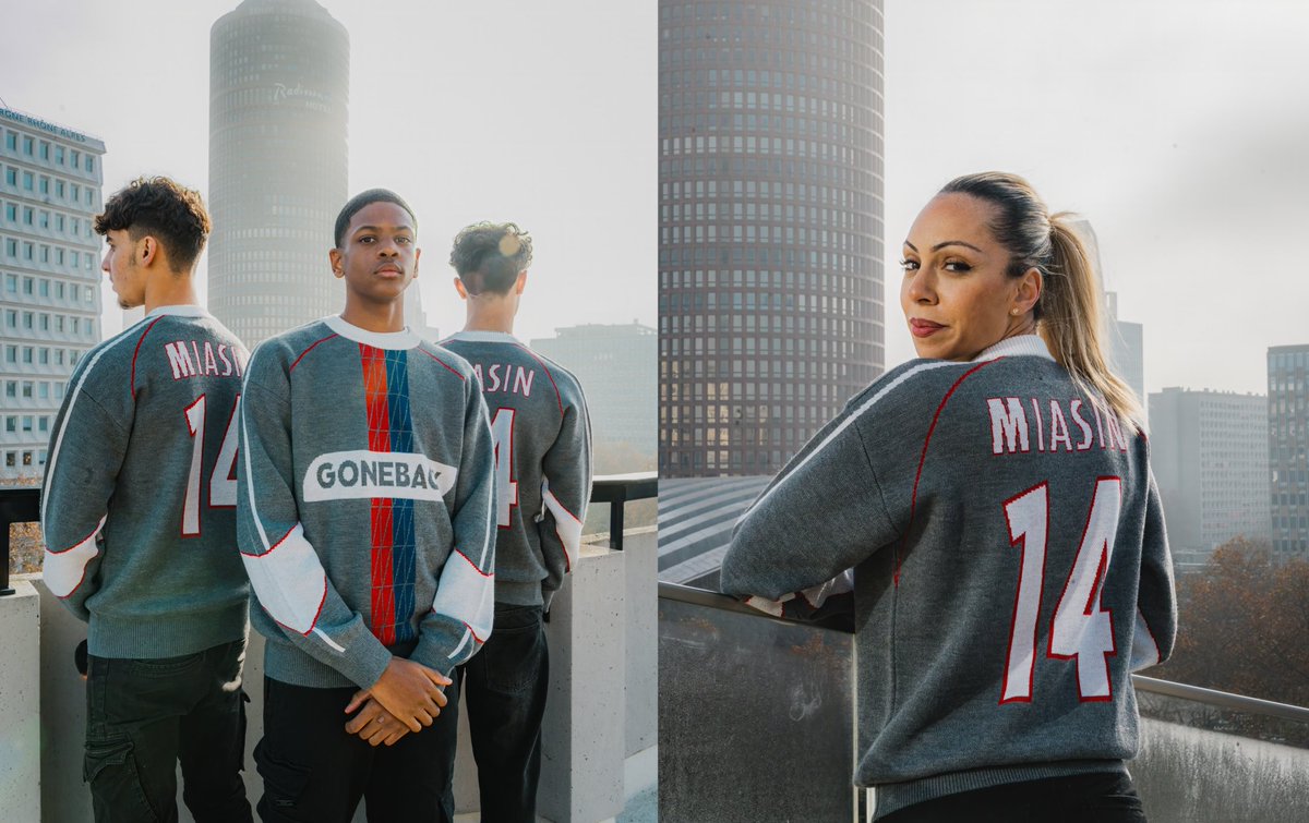 GonesRadioOff's tweet image. ⬇️ 𝗚𝗢𝗡𝗘𝗕𝗔𝗖𝗞 × 𝗠𝗜𝗔𝗦𝗜𝗡 : [Thread 📸]
𝙻’𝚑𝚘𝚖𝚖𝚊𝚐𝚎 à 𝚞𝚗𝚎 𝚜𝚘𝚒𝚛é𝚎 𝚕é𝚐𝚎𝚗𝚍𝚊𝚒𝚛𝚎.

Le 6 mars 2001, le jeune 𝗦𝗶𝗱𝗻𝗲𝘆 𝗚𝗼𝘃𝗼𝘂 entre dans la légende en inscrivant un doublé mémorable face au Bayern Munich en Champions League. 

[📸🎥 @_IdeaLess]