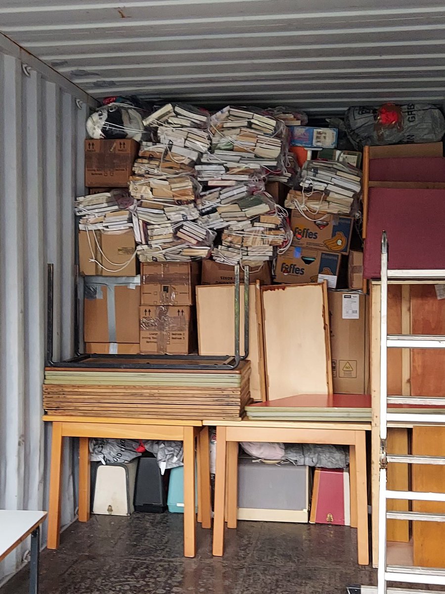 CycleOfGoodUK's tweet image. Last container of the year, we managed to squeeze one in before Christmas. 
Packing at its best! Thanks to everyone that made this possible.🚛
cycleofgood.com
buff.ly/3ZiN3VS
#PackedToPerfection #Donations #Volunteers