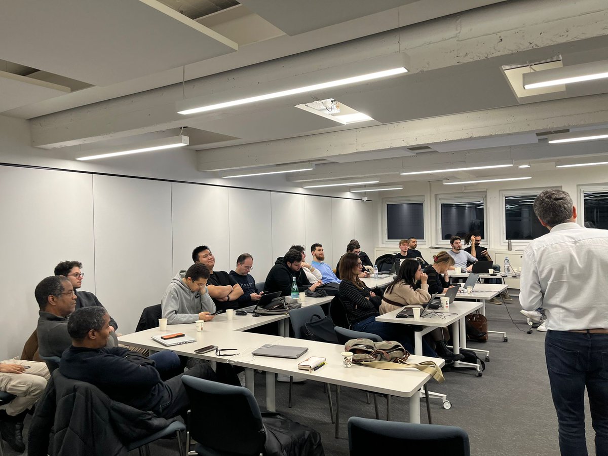 pi_services's tweet photo. [KICK-OFF] Retour sur notre Kick-off du 3 décembre.
Nos équipes se sont retrouvées lors d'une réunion technique d'échanges autour de sujets #RH, #Gestion de projet #Services managés.
Toujours un plaisir de partager de tels moments ! Merci à toute l'équipe.

#meeting #coexya https://t.co/sD064wKnct