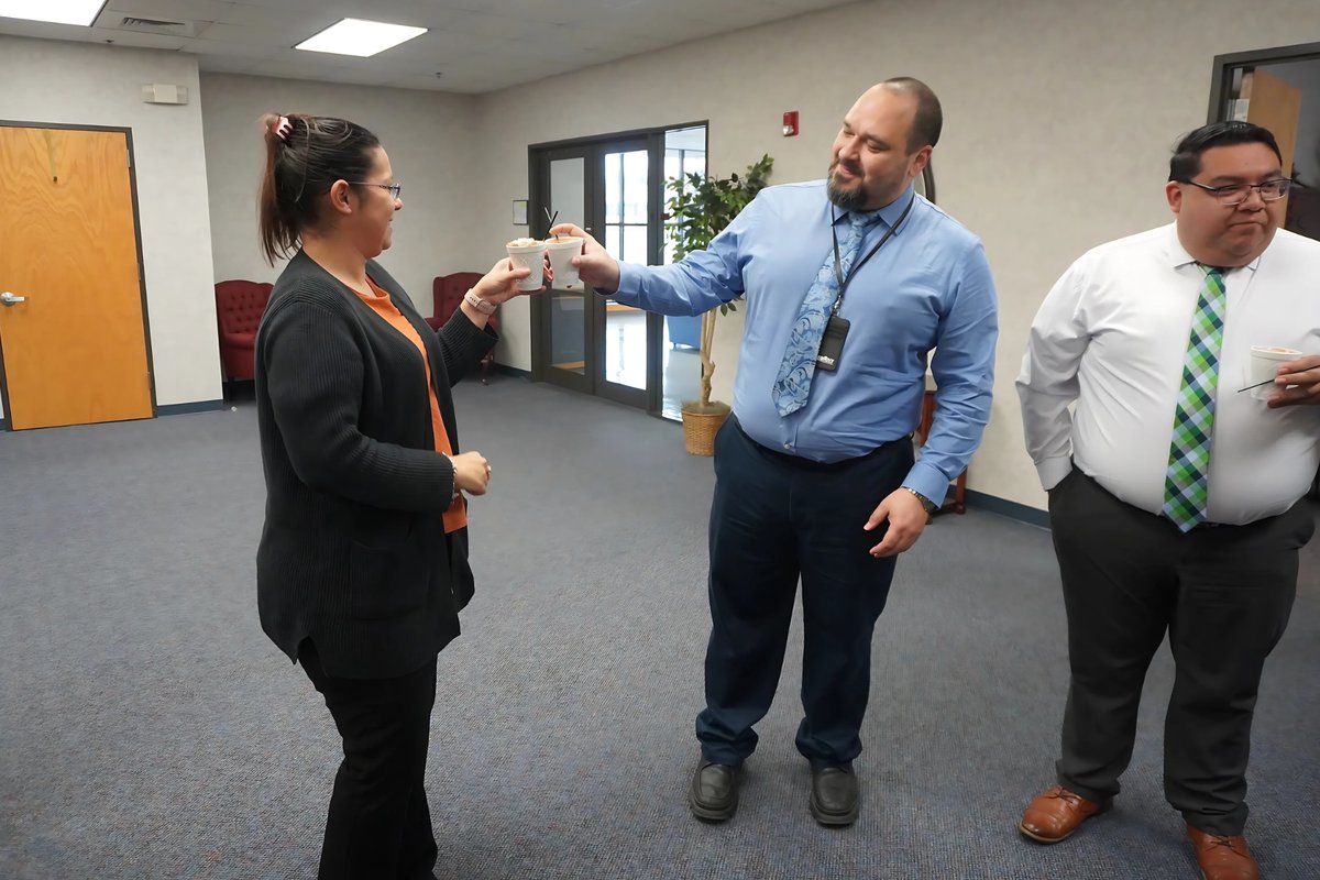 ESCRegion2's tweet image. ☕The Culture Club at Education Service Center, Region 2 hosted a delightful Hot Chocolate Bar for our incredible staff today! 🍫 It was the perfect way to warm up, connect with colleagues, and enjoy a cozy treat. #ESC2CultureClub #HotChocolateBar #ESC2Staff #ESC2Excellence