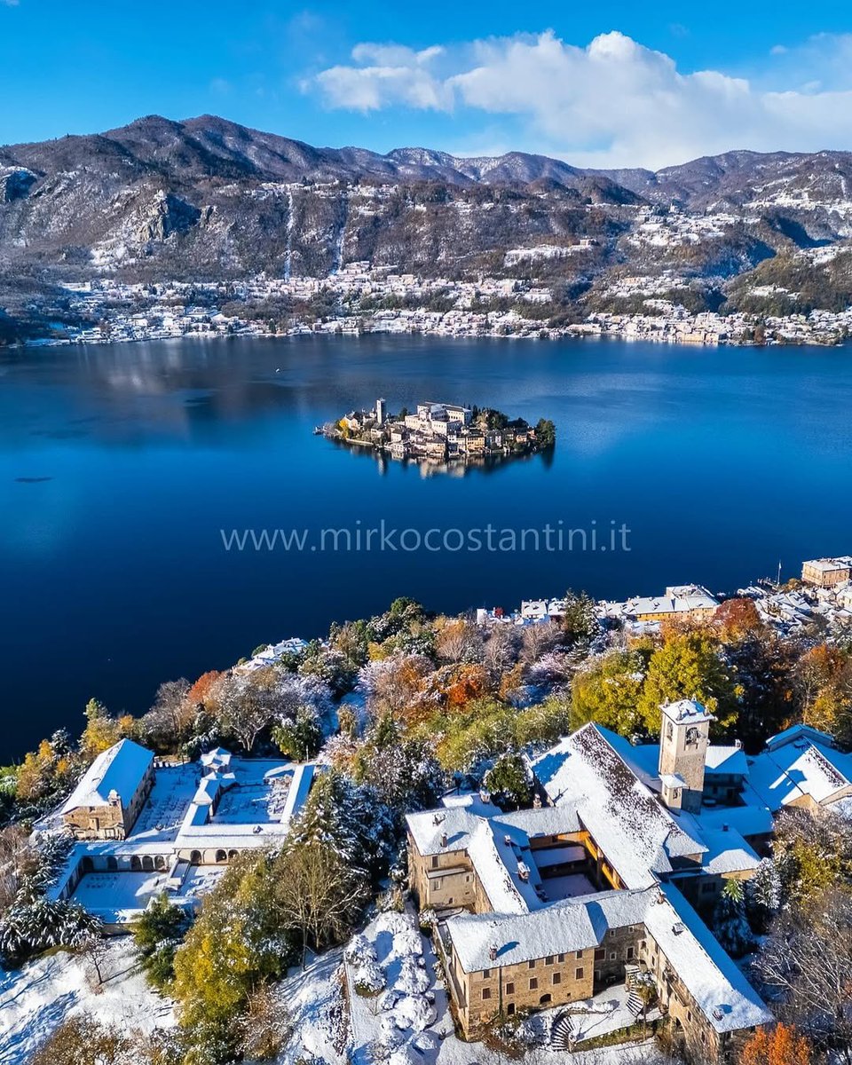 ig_piemonte's tweet photo. la Community ufficiale di Instagram dal 2012, 
con le foto più belle del Piemonte 
presenta:

📍Lago d'Orta
❄️ Isola di San Giulio 

AUTORE @mirkocostantiniphotography
•
MOD @lauradistrattta &amp; @hari_seldon
ADMIN @berenguez
TAG #ig_piemonte #piemonte
MAIL piemonte@igworldclub.it https://t.co/StvyE1yeAv