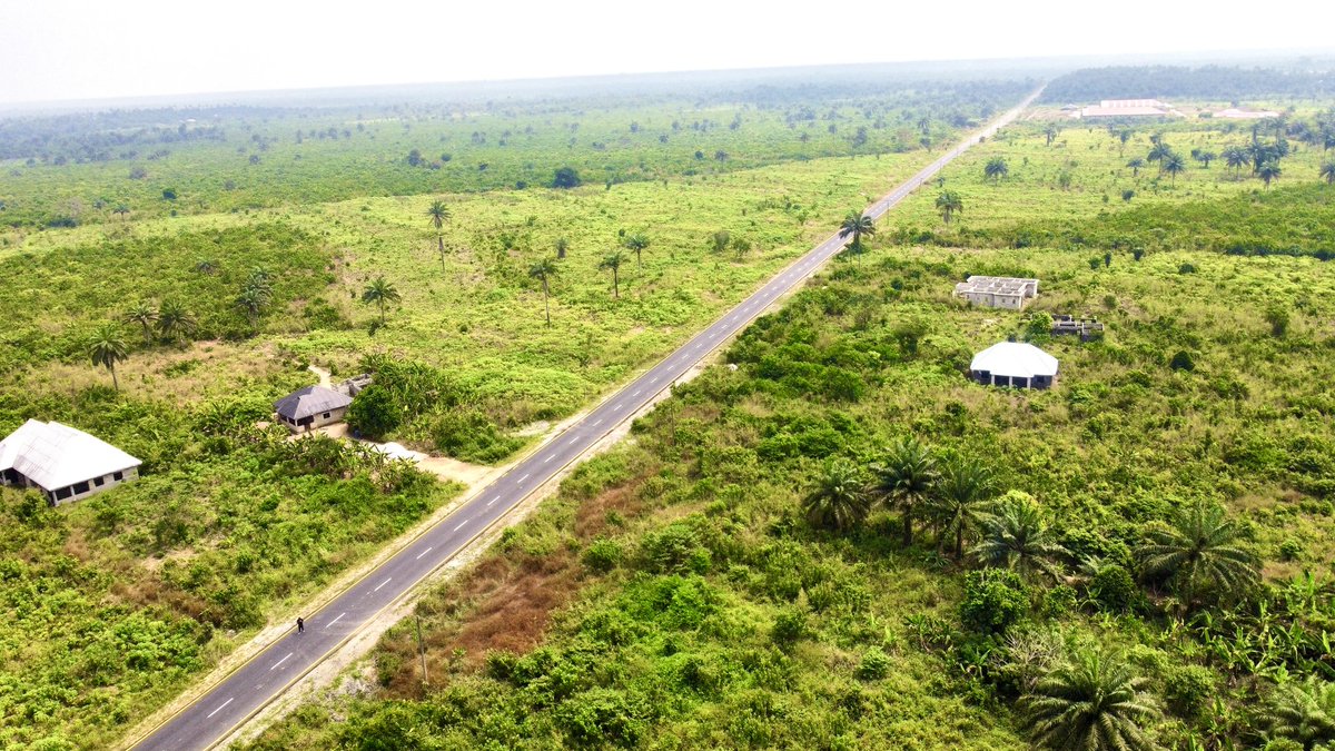 SimFubaraKSC's tweet photo. Today, we made a bold statement on what true leadership is about by delivering positive results beginning with the commissioning of a road infrastructure project that spans Etche and Omuma Local Government Areas.

The 11.8km Okehi-Umuola-Eberi Link Road is more than a road; it is a testament to resilience and dedication to the objective of serving Rivers people.

Without borrowing funds, we have diligently prioritized projects, paid salaries, and implemented N15,000 above the N70,000 national minimum wage for our civil servants.  With your support, we will continue building a Rivers State that works for all.
