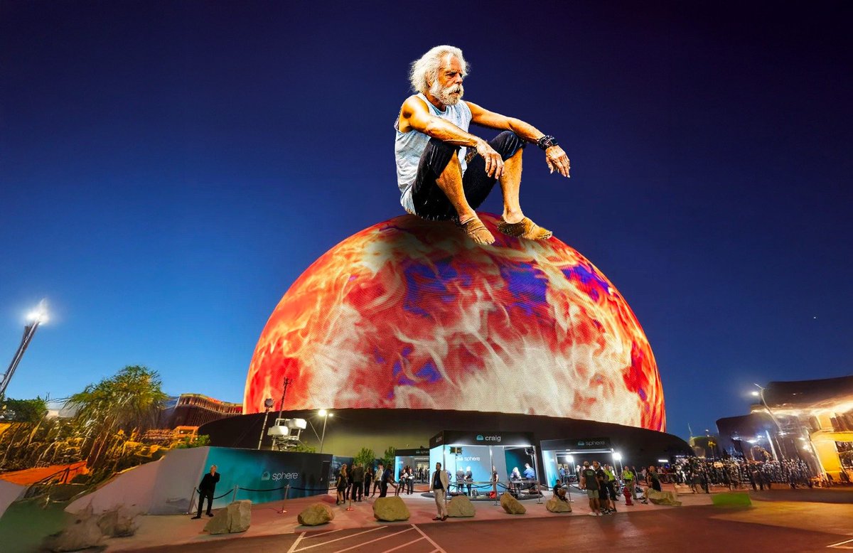 Forget that elf on a shelf nonsense.
We got Weir on a Sphere!
<a href="/BobWeir/">Bobby Weir</a> 
<a href="/deadandcompany/">Dead & Company</a>
