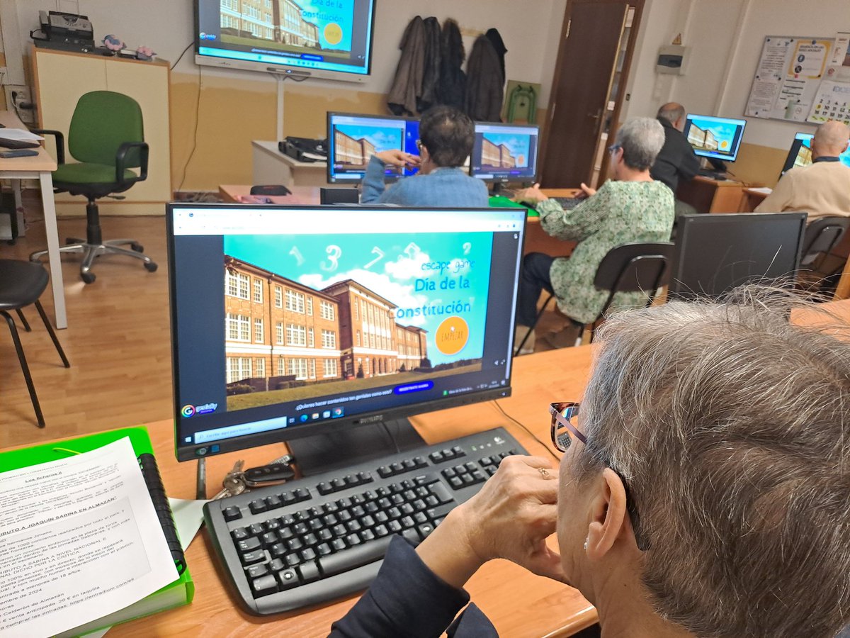 CepaElCamino's tweet photo. 🖥 ⌛ESCAPE GAME DIGITAL DÍA DE LA CONSTITUCIÓN 🇪🇸 🤔💭
Nuestro alumnado de Informática ha aprendido y disfrutado muchísimo resolviendo todas las misiones 🔝🔝
¡Enhorabuena!👏👏
@educacyl @fadultos #TIC @genially_es #DíaConstitucion #ScapeGame https://t.co/fNH73NPhGM