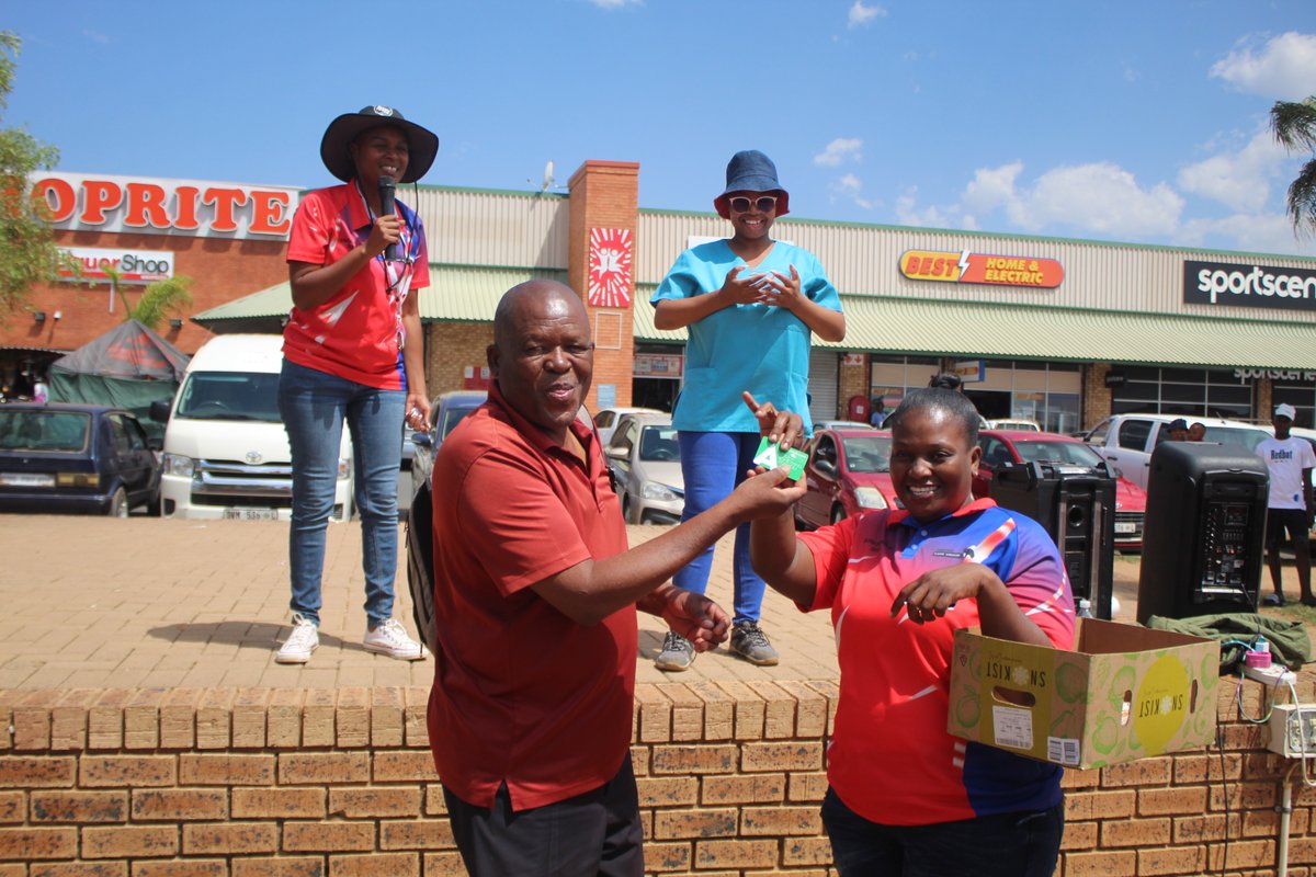 On December 3, we celebrated the International Day of Persons with Disabilities providing valuable services to the community, including check-ups, social work, audiology checks, and nutritional guidance. The event had an aerobics session and a raffle competition.