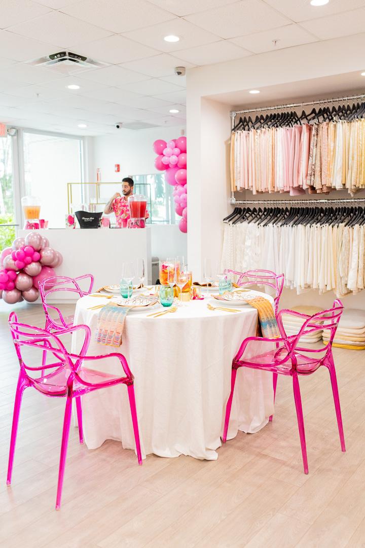 chivari_co's tweet photo. #Wednesday #Wewearpink 
Add a splash of color to your wedding, party, or debut with the Fuchsia Resin Orbit Chair! Lightweight, stackable, and perfect for any occasion. https://t.co/yg7fHvyURa #pinkchair #chivari https://t.co/SVXhaZQTcc