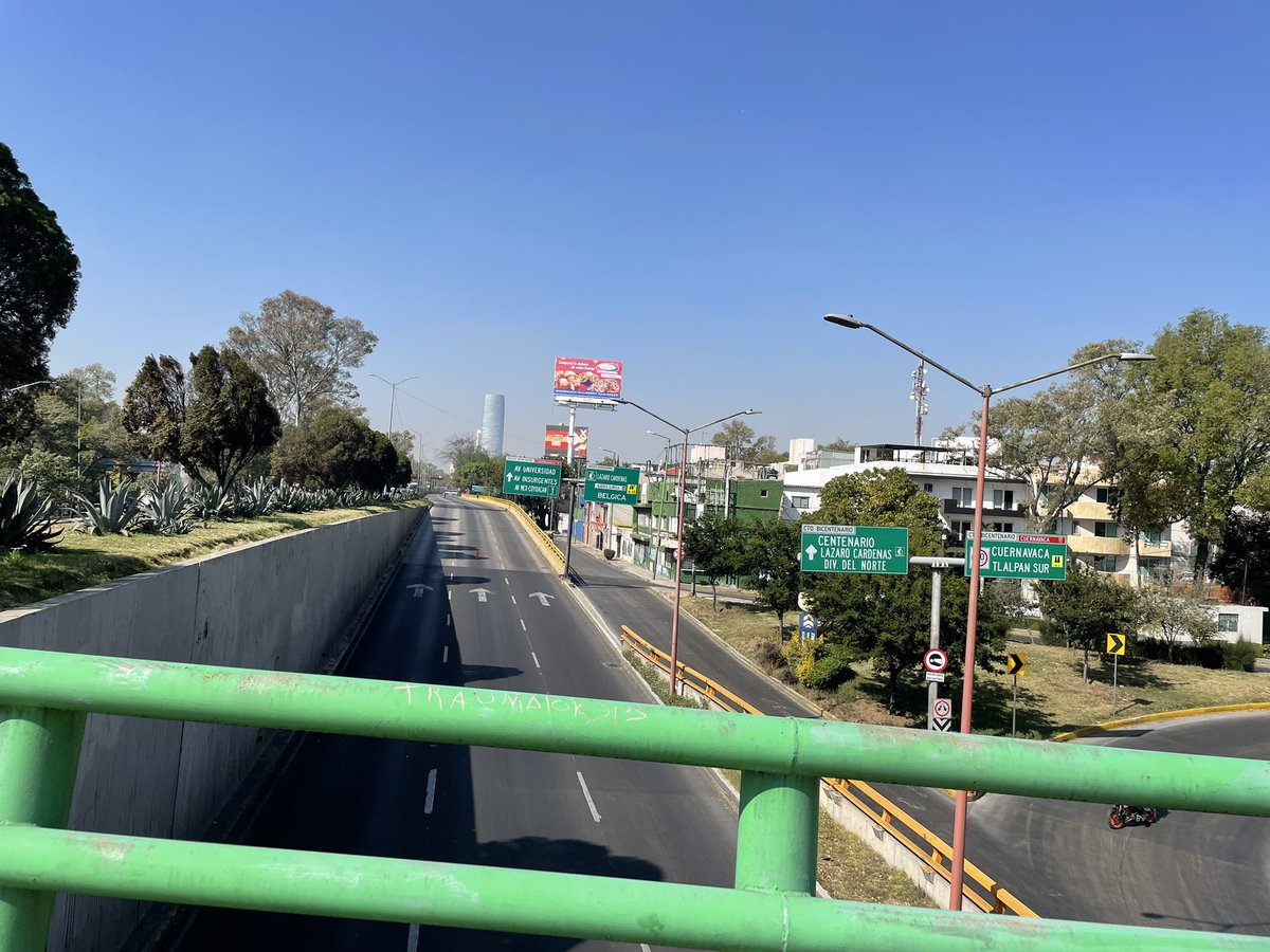 cordoba9090's tweet photo. #MANIFESTANTES Cerrado sobre Tlalpan ambos sentidos y cerrado sobre Churubusco ambos sentidos como punto de referencia metro Ermita. Manifestación en ambas vialidades. @SSC_CDMX @C5_CDMX @OVIALCDMX @UCS_GCDMX https://t.co/6tVmeSziHy