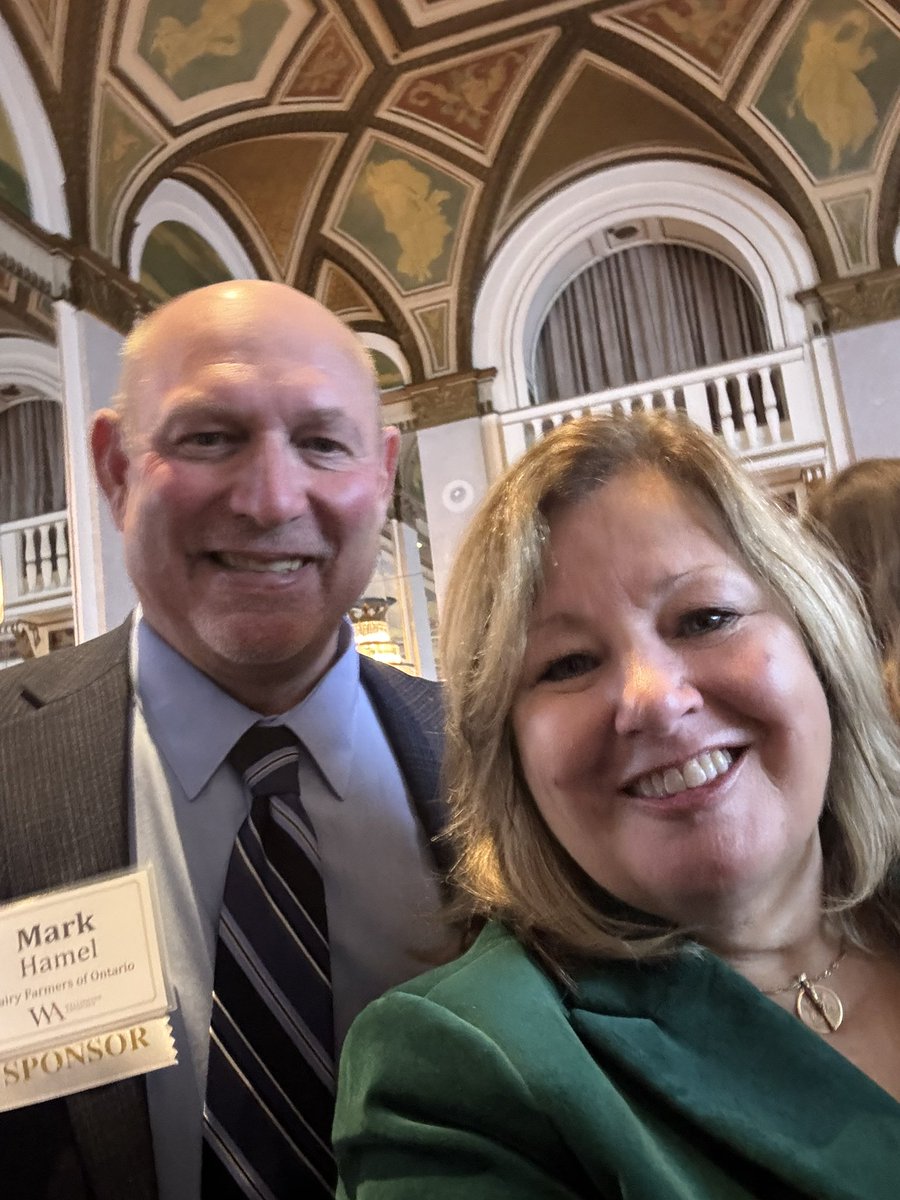 Lisa Thompson tweet media