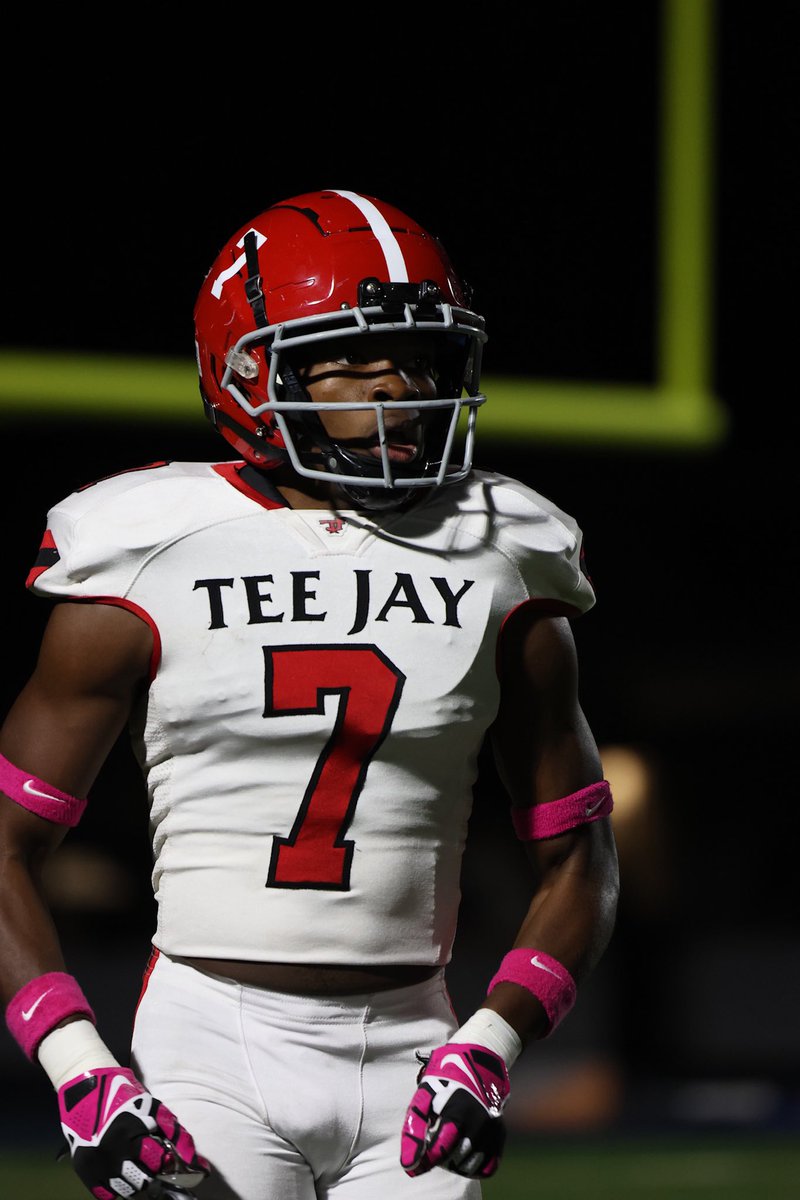 Senior Season Film 

hudl.com/v/2R0Gbx

🔴4.62 Gpa
🔴5’10 190 | Ss/Nickel/Olb
🔴12-1 Record (Regional Championship runner ups)
🔴47 Tackles, 3 Pbu’s, 1 FF, 9 TFL’s (11 Games)