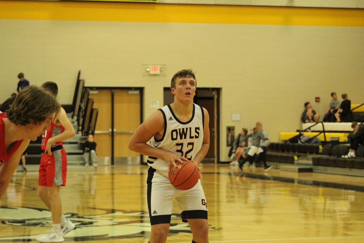 SIK Preseason 🏀Player to Watch: Garden Plain (2A) senior, Kaeden Kasselman earned SIK All State 2nd Team honors last winter after a solid junior season averaging 10.1 points and 8.6 rebounds per game. Kasselman, sitting at 6’4 230 lb, is also a standout track and field and