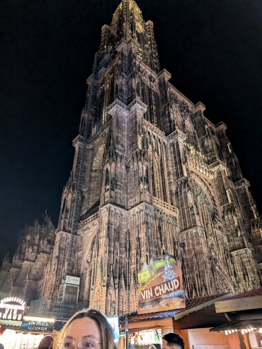 Grande émotion de revoir Notre-Dame, elle est vraiment méconnaissable après la rénovation