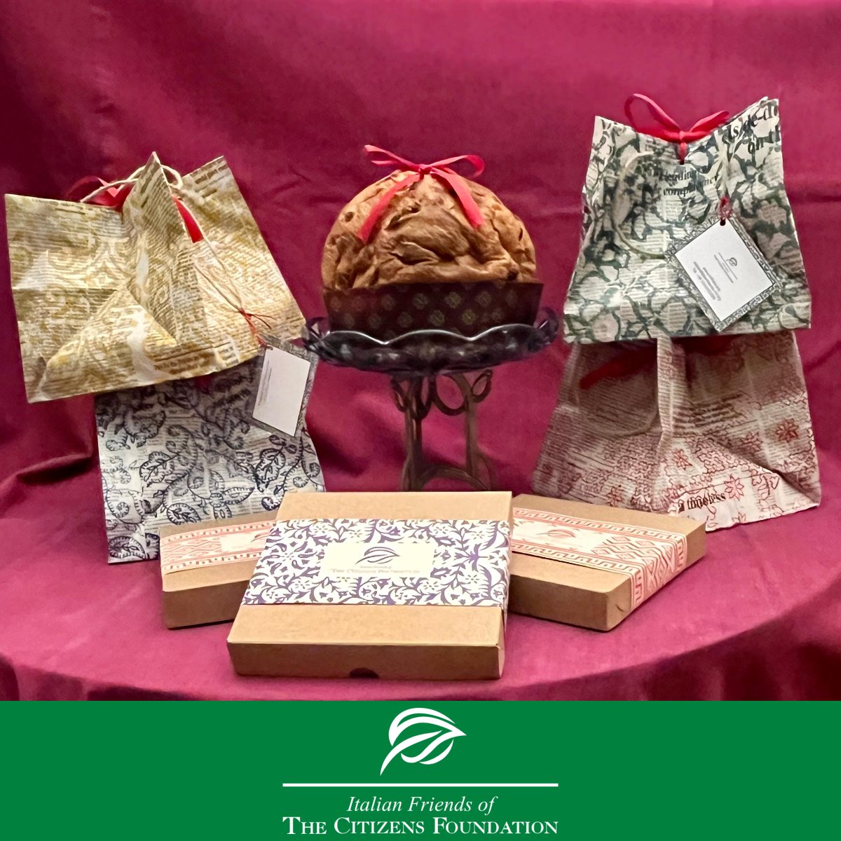FriendsTCFItaly's tweet photo. 🎄 Celebra il Natale con Italian Friends of TCF 🎄
Quest’anno, rendi le feste ancora più speciali regalando Panettoni Artigianali e Pecan Balls! Ogni acquisto sostiene l’istruzione dei bambini in Pakistan. 
https://t.co/3SbzC5WOmJ https://t.co/ahRoe8bUTO