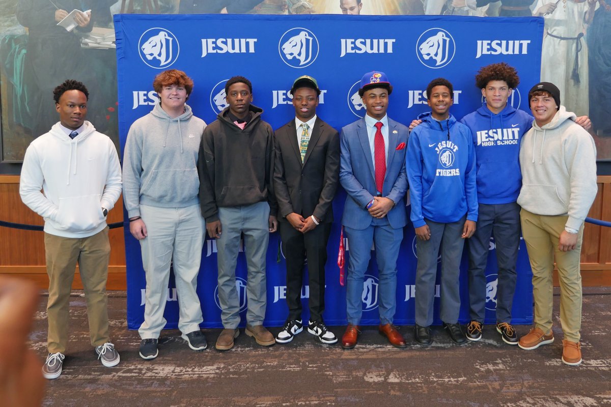 Jesuit Tigers Football tweet media