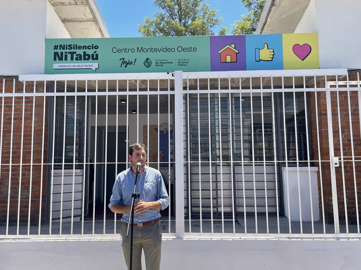 inju_uy's tweet photo. ¡Qué emoción! 😁 
En el Cerro, Montevideo, en los próximos días comenzará a funcionar el centro de referencia de salud mental y bienestar psicoemocional #NiSilencioNiTabú
#SaludMentalAdolescente https://t.co/ug2bVWS3g0