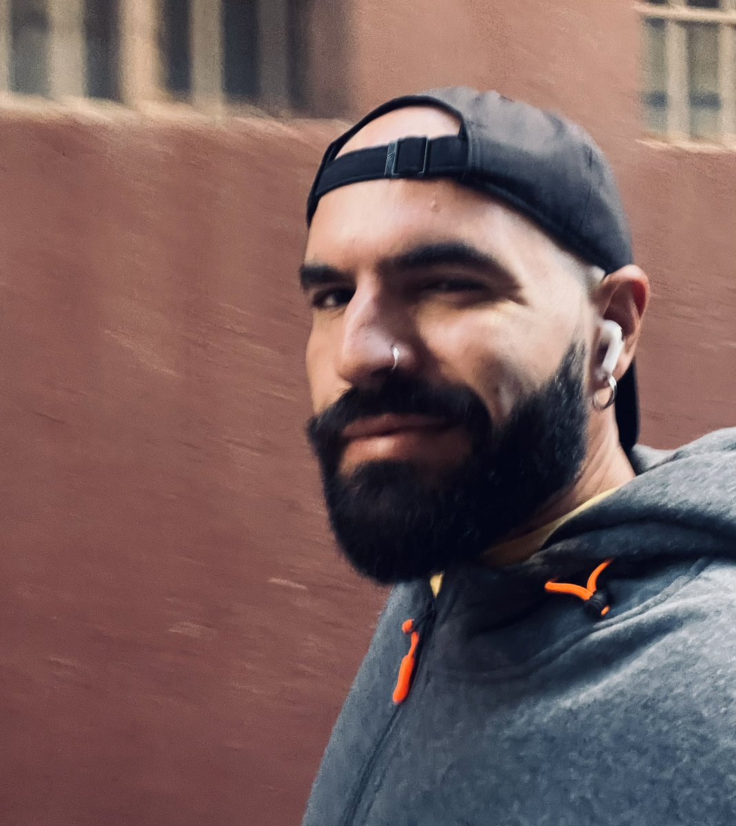 the_codeofLibra's tweet image. 😉