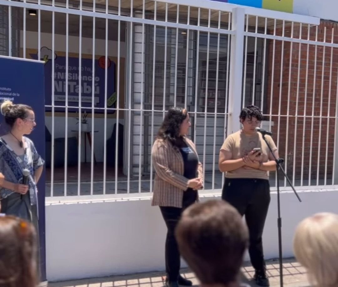 GnesisCadenass1's tweet photo. Inauguramos el Centro Ni Silencio Ni Tabú Montevideo Oeste! 💪🏻 @inju_uy @midesuy @MSPUruguay
@UNICEFuruguay

Una gran emoción! Este es el 5to centro que se inaugura en todo el país!!

Vamos por más!! 🙌🏻

@asaraviapadern @asciarram https://t.co/G9SqjHqAtB